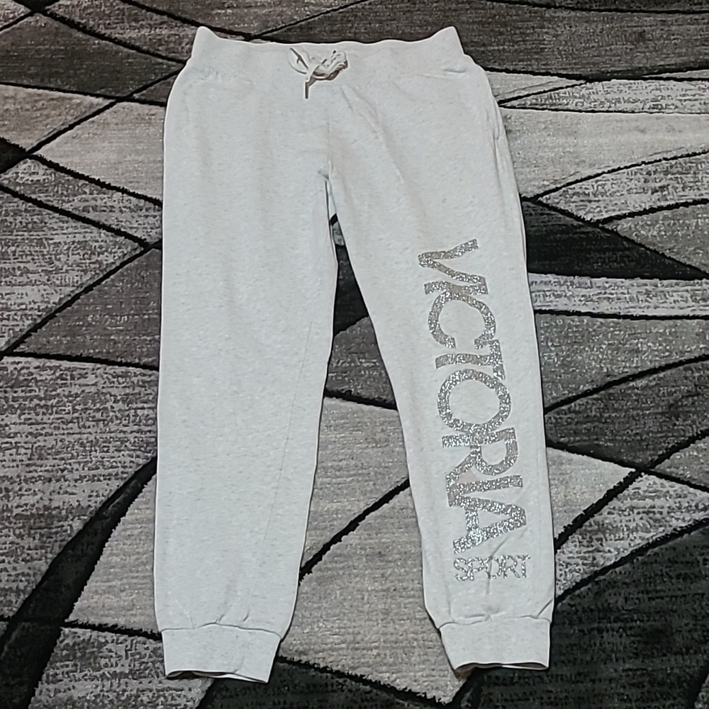 VICTORIA SPORT 2018 GLITTER SHINE LOGO KNOCKOUT BY VICTORIA SECRET JOGGE…